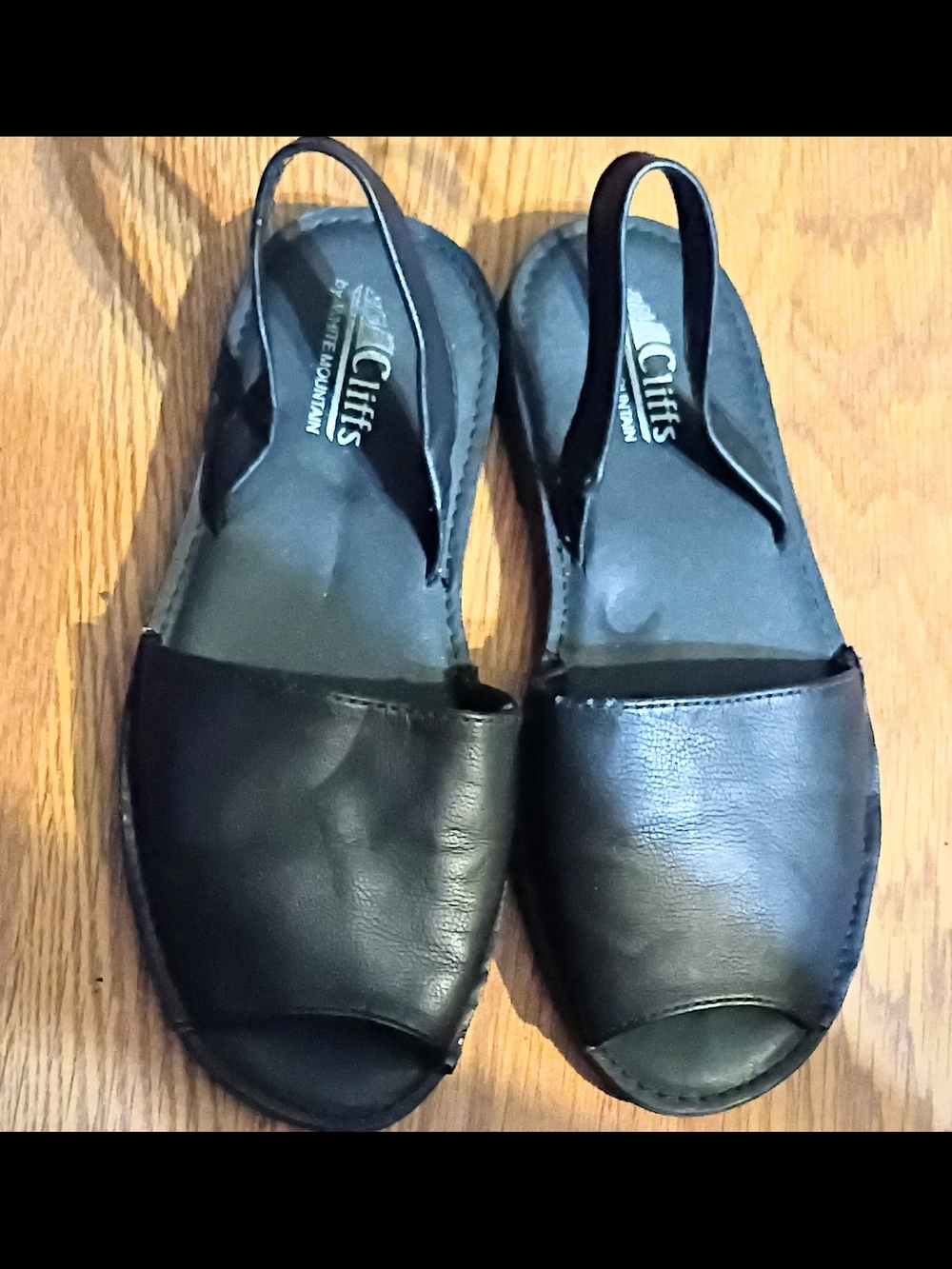 Cliffs by WHITE MOUNTAIN Black Open-Toe Leather Slingback Sandals